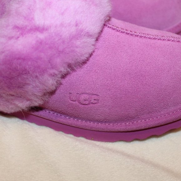 NIB UGG COZY SUEDE‎ SHEARLING LINED SLIP ON SLIPPERS PINK PURPLE - Picture 4 of 6